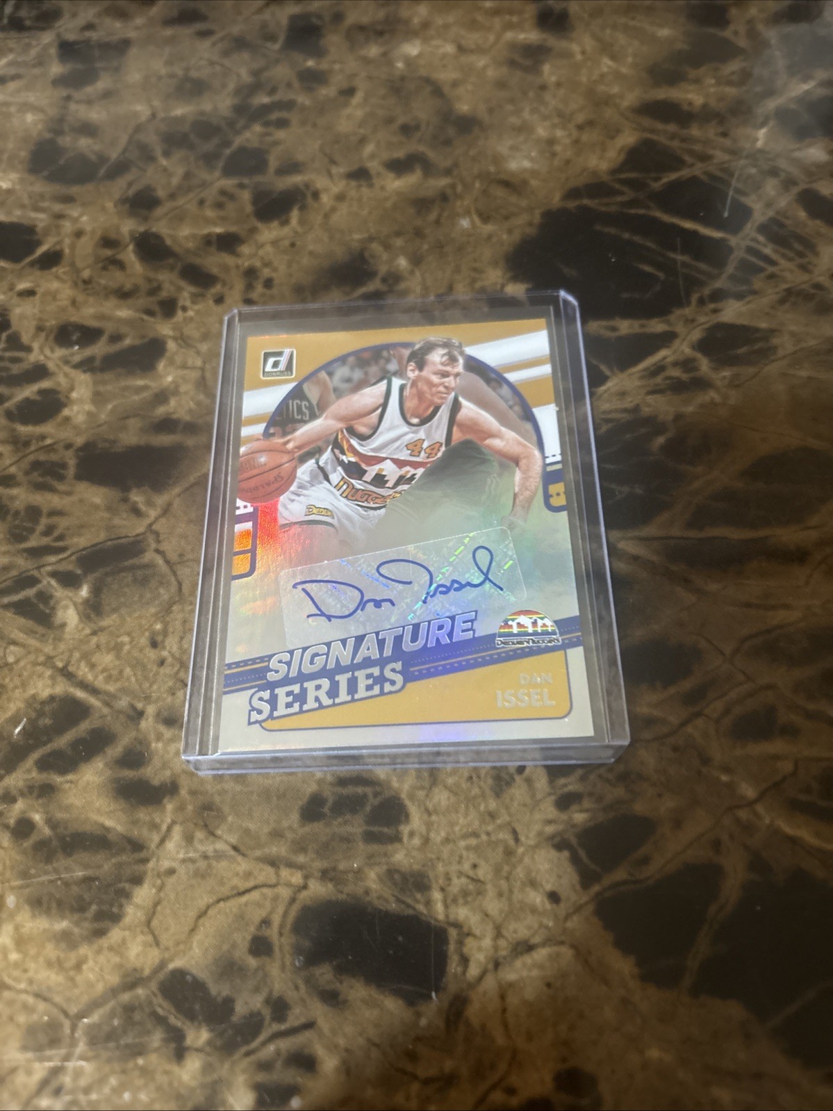 2021-22 Panini Donruss – Signature Series Dan Issel #SS-DIS (AU)
