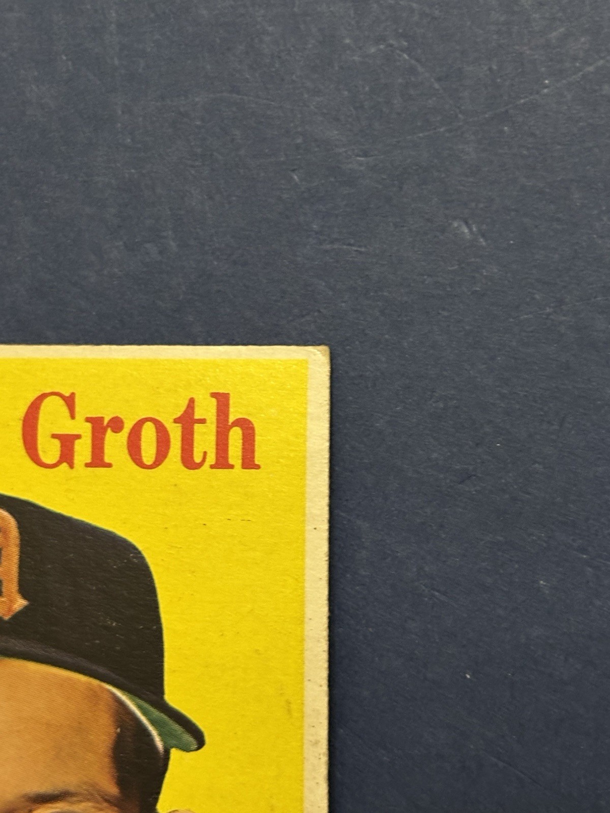 1958 Topps – Johnny Groth #262. Excellent Condition.