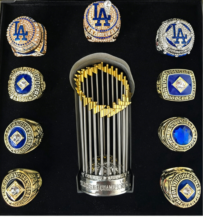2025 MLB Los Angeles Dodgers World Series Championship 9 Rings Set +Trophy W Box