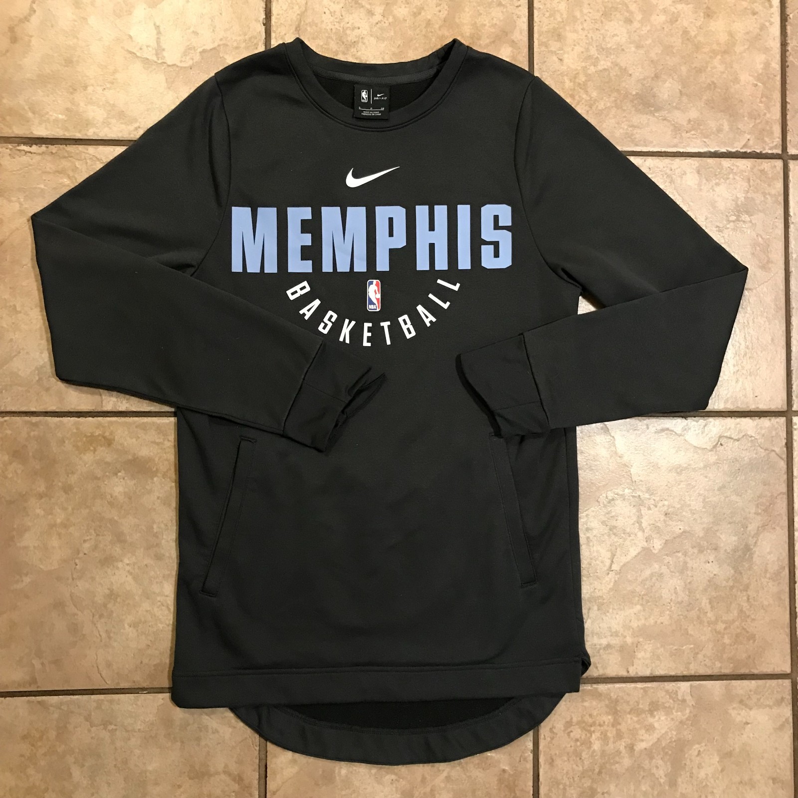 Men’s Nike Memphis Grizzlies Fleece Lined Sweatshirt-Size S (865271)