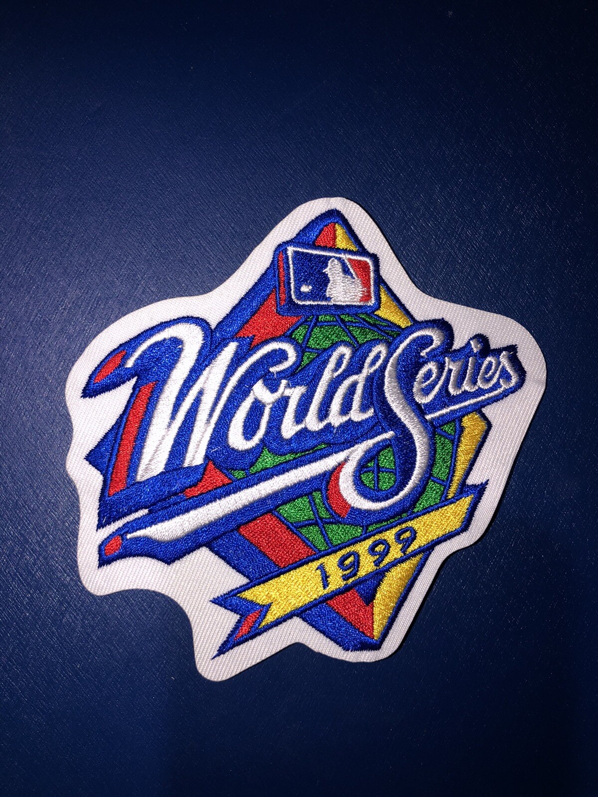 MLB 1999 World Series Jersey Patch Iron On 4.5” NY Yankees Atlanta Braves