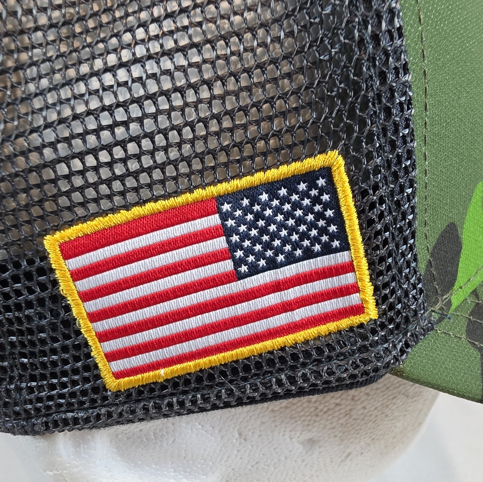 NIKE Arkansas Razorbacks Hat Camo Camouflage American Flag Trucker Cap Euc