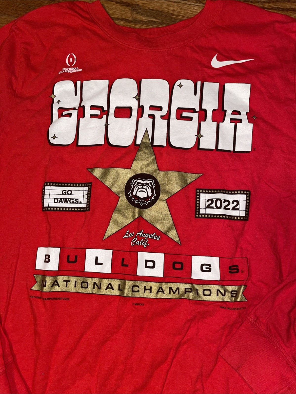 Georgia Bulldogs NIKE Long Sleeve Shirt Mens Medium 2022 National Champions Red