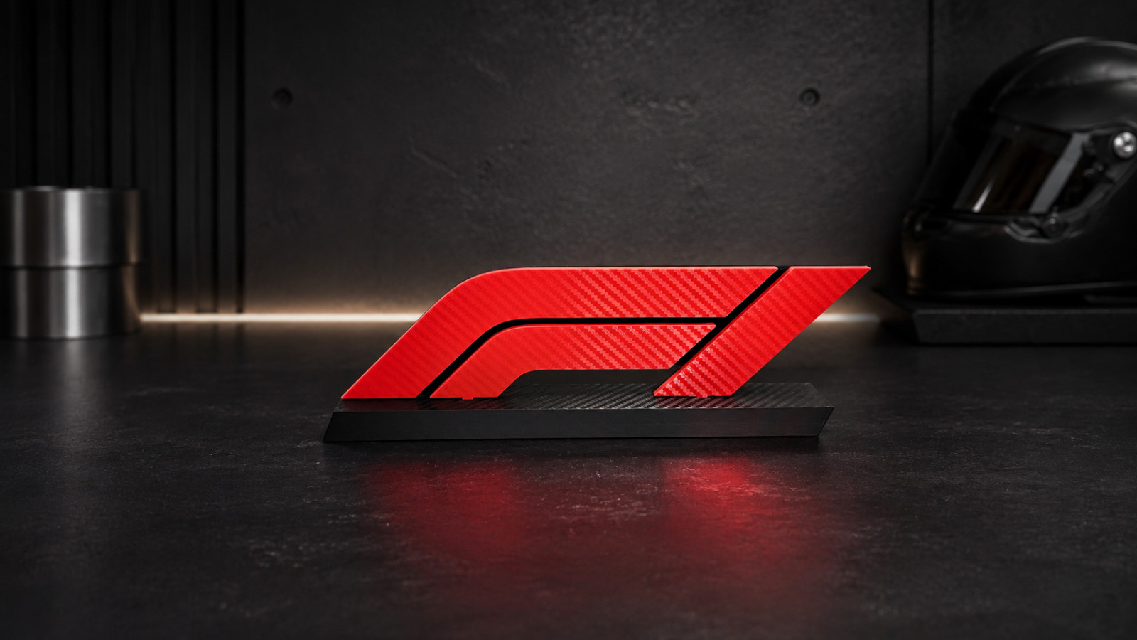 F1 Logo Desk Decor – Carbon Fiber look 3D Printed, Formula One Racing Gift