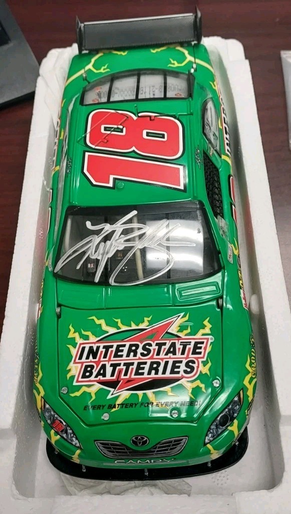 2008 Kyle Busch Autographed Interstate Batteries 1:24 Diecast Car