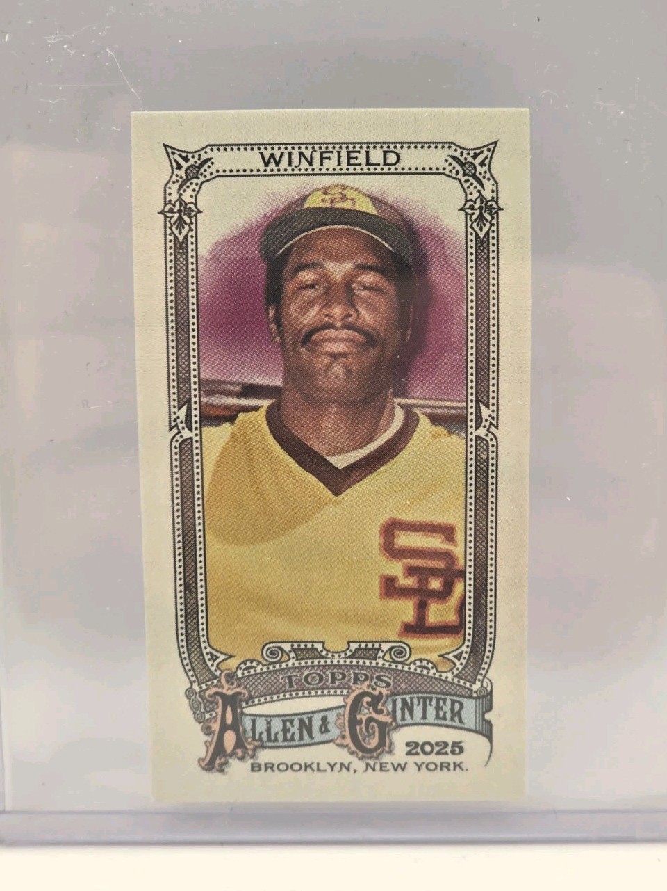 Dave Winfield 2025 Topps Allen & Ginter Brooklyn Back /25 Mini #151 SP SSP