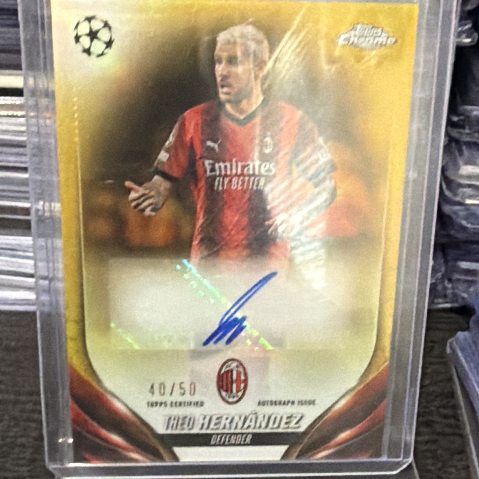 Topps Chrome UCL 2023-24 Theo Hernandez Gold Auto 40/50 CA-TH AC Milan