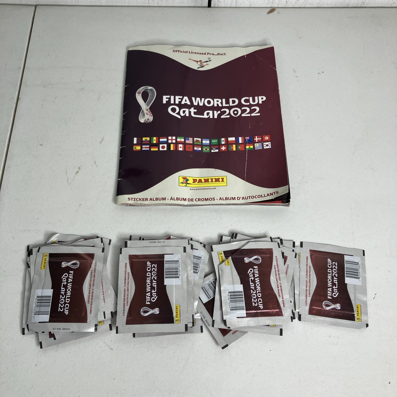 FIFA WORLD CUP QATAR 2022 Album + 32 Packs =160 STICKERS Total PANINI Soft Cover