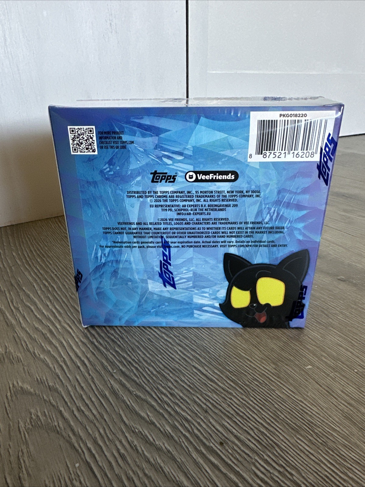2026 Topps Chrome VeeFriends Sapphire Hobby Box In Hand Sealed New