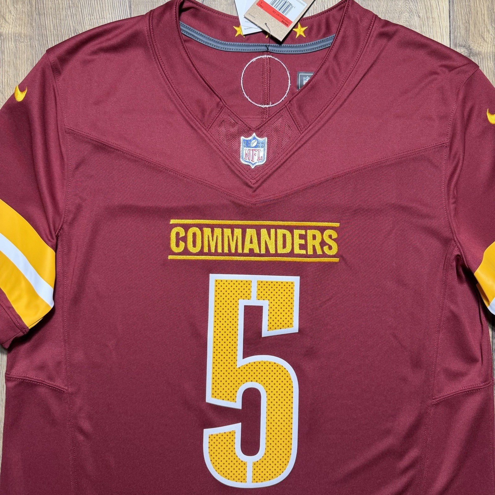 NWT Washington Commanders Jayden Daniels Nike Vapor Limited Jersey Men L $175