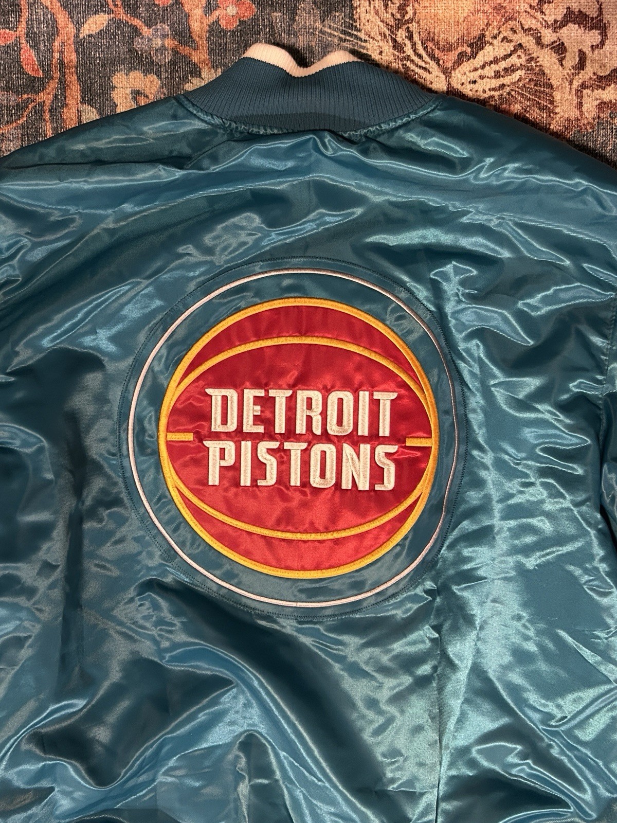 Starter Detroit Pistons Retro Bomber Jacket Size Large NWT
