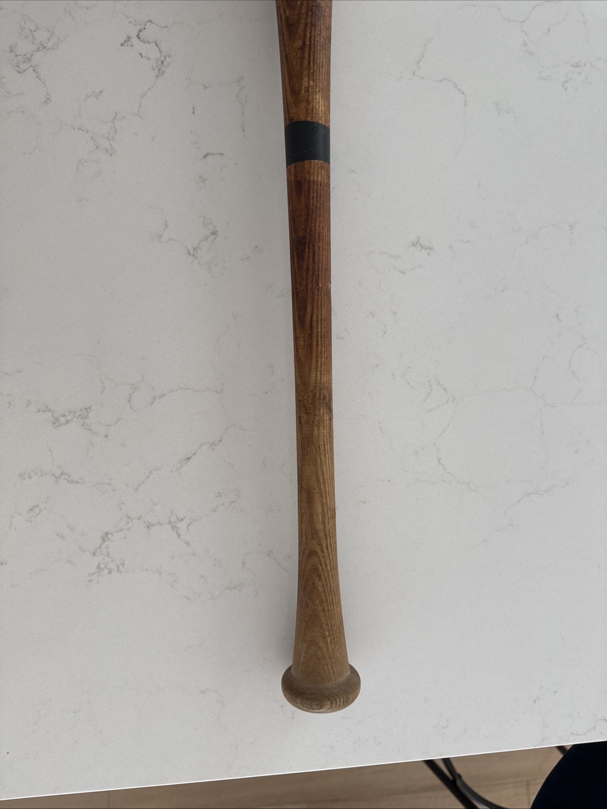 Greg Maddux Autographed Rawlings Big Stick Bat