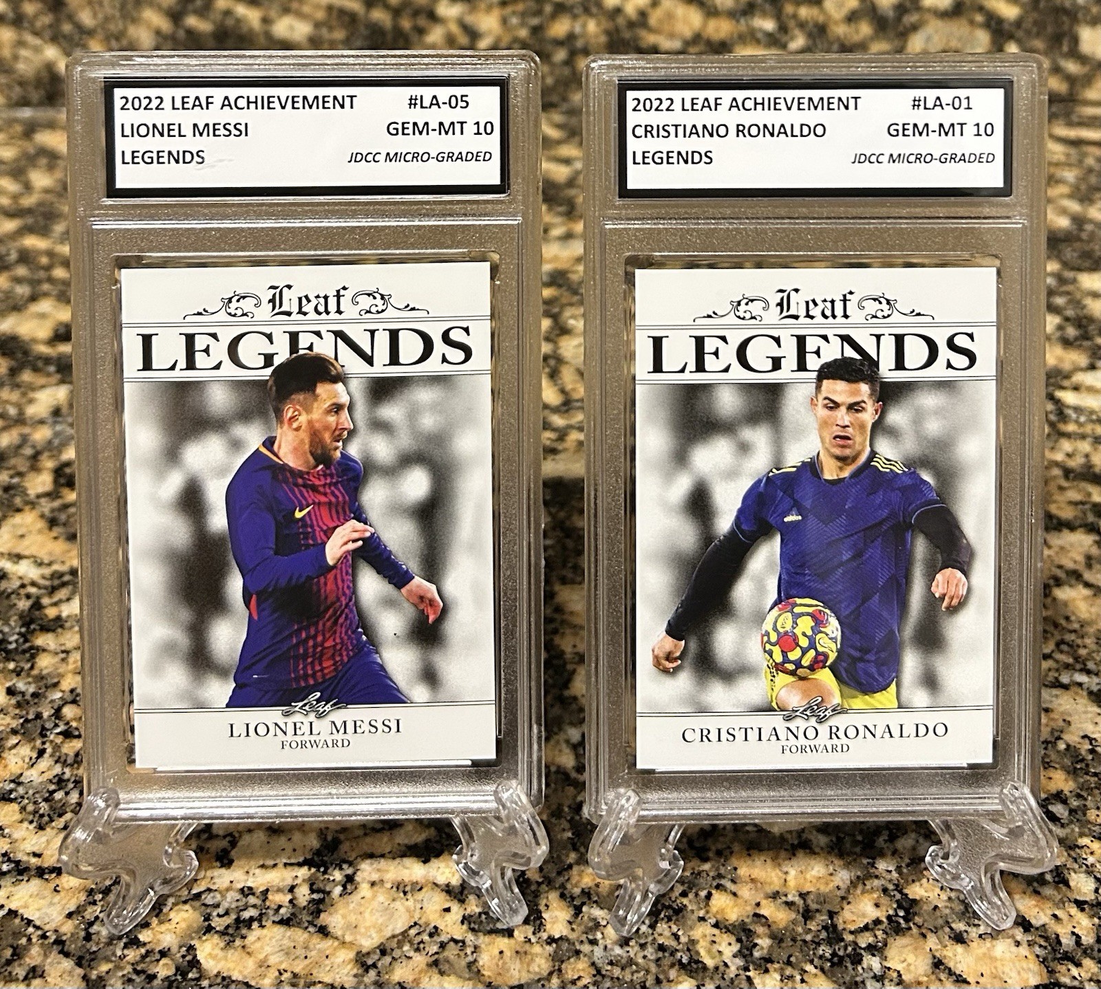 25 Card Lot 2004-22 LIONEL MESSI/PELE/CRISTIANO RONALDO Rookie GRADED GEM-MT 10