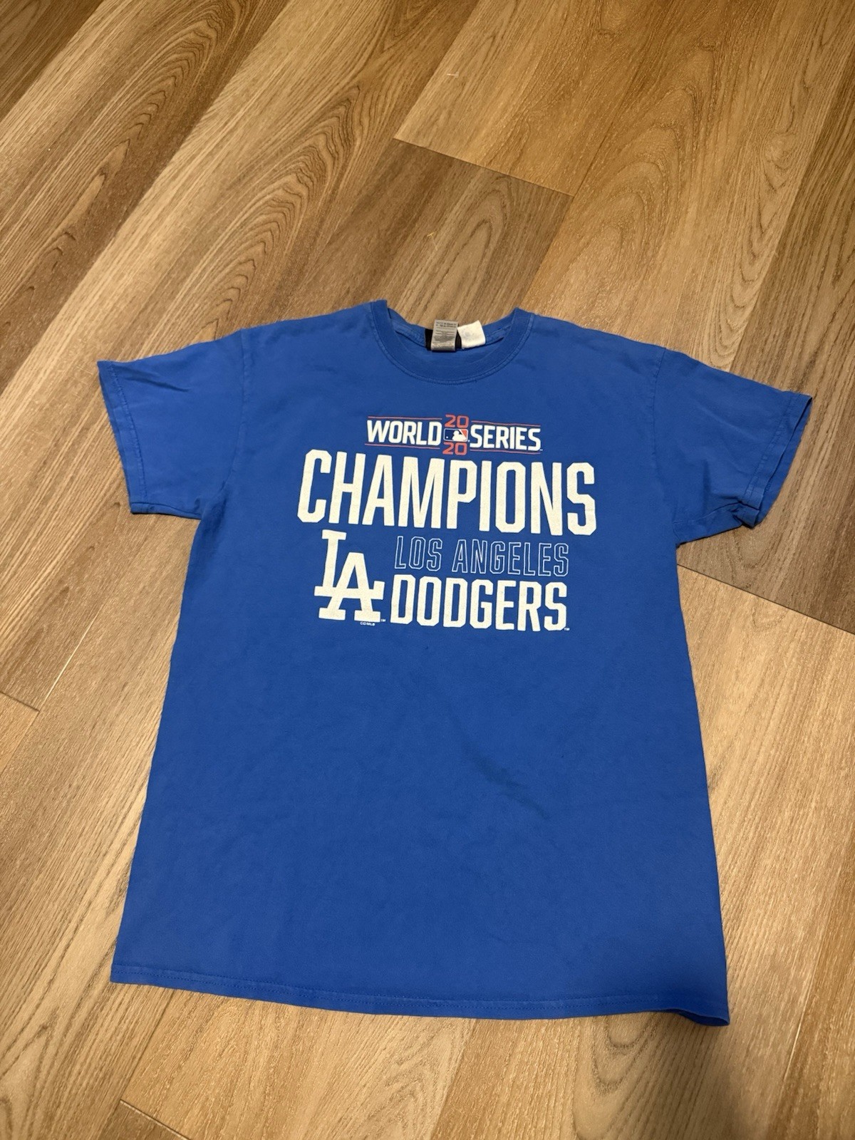 MLB Los Angeles Dodgers World Series 2020 Champions Graphic T Shirt Size Medium