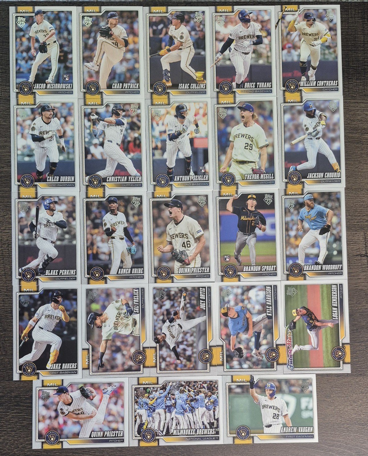 2026 Topps Series 1 & Series 2 Milwaukee Brewers team set – 23 cards Misiorowski