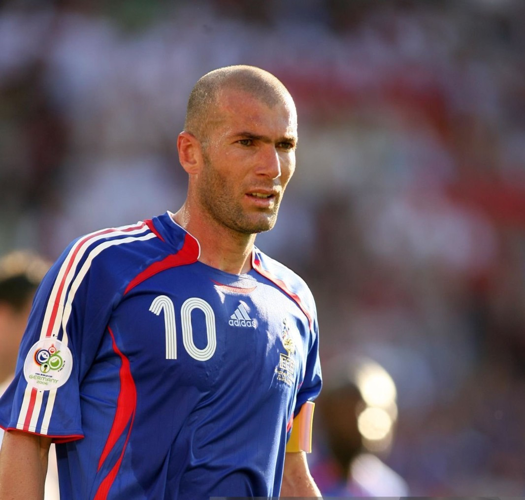 FRANCE HOME World Cup 2006 – Football Soccer – ZIDANE # 10 – 2XL (Run Small)