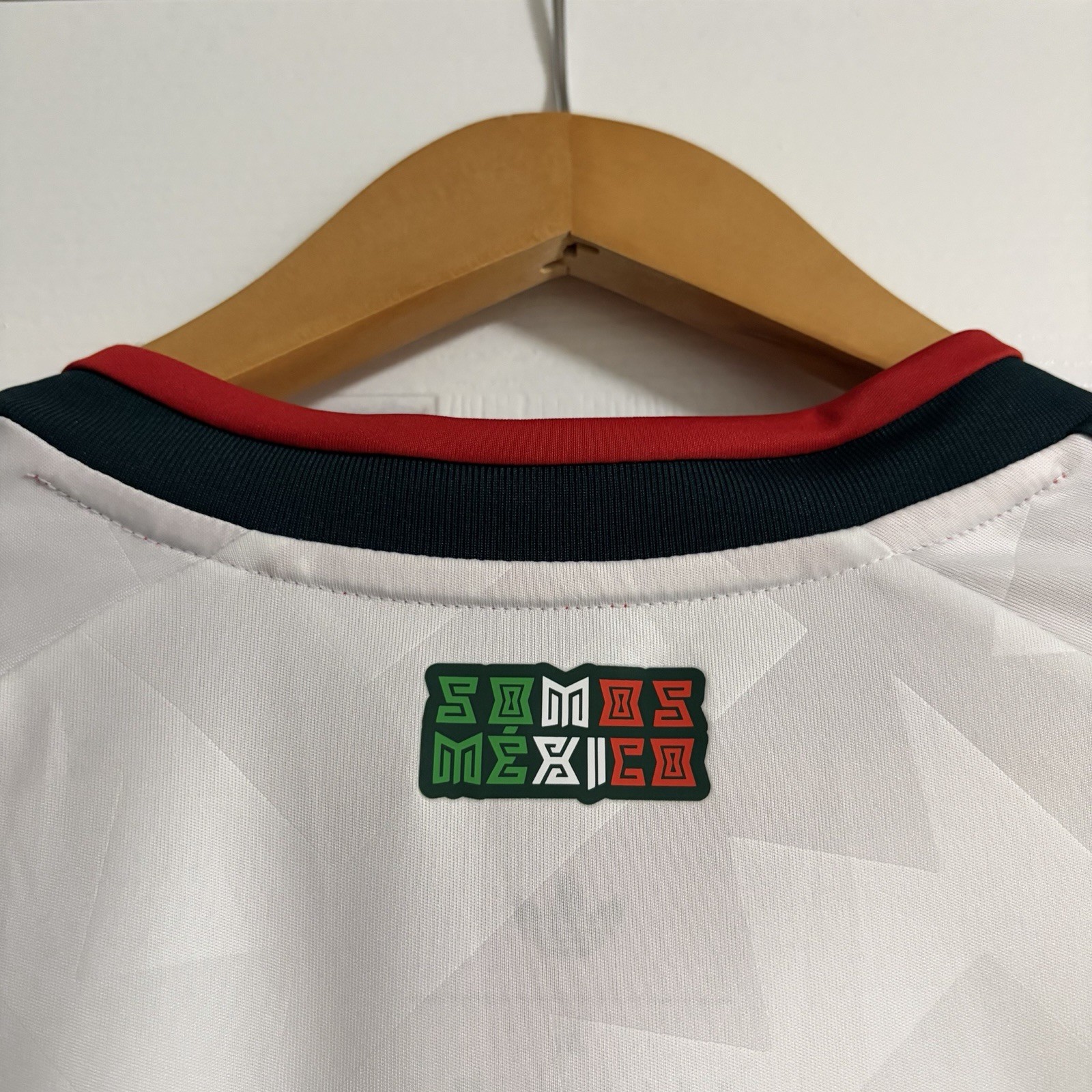 Mexico Adidas Away 2026 World Cup Jersey Size Medium – JZ2769 (Long Sleeve) NWT