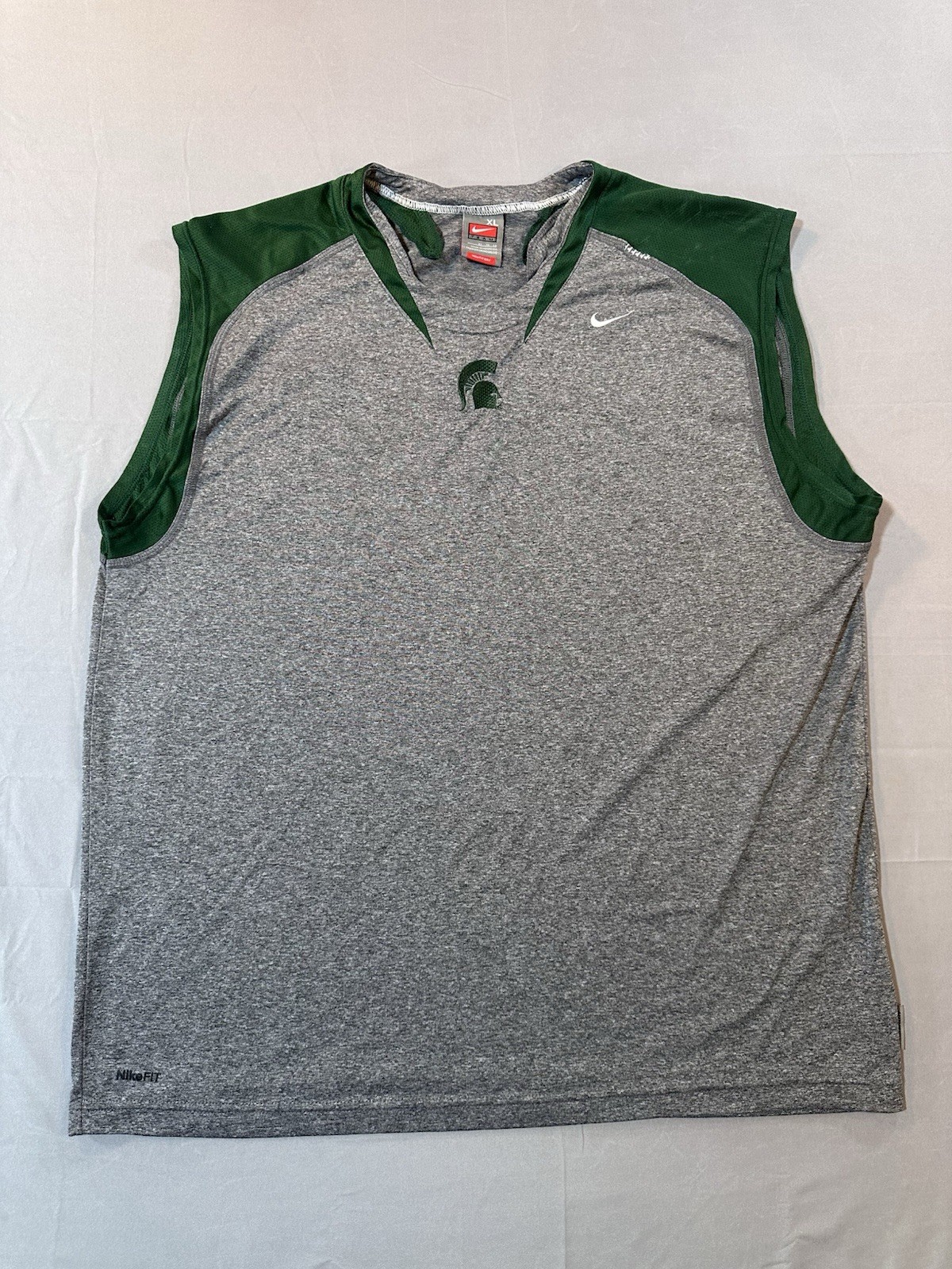 Vintage Nike Team Michigan State Spartans Tank Top Sleeveless Shirt Size XL.Gray