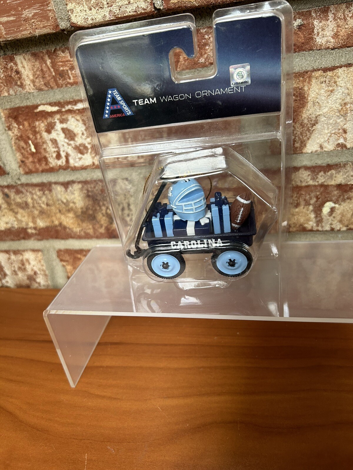 North Carolina Tar Heels Team Wagon Ornament