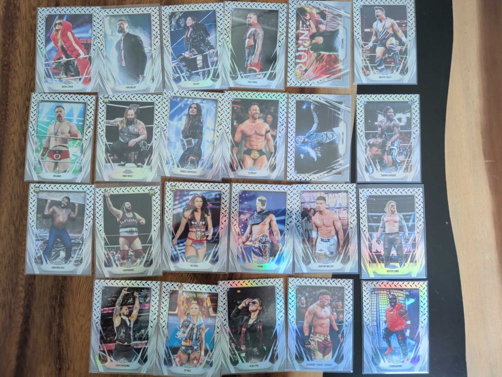 Huge Mixed Lot Of WWE Cards 100+ cards. Chrome/Elite/Universe PLEASE READ…