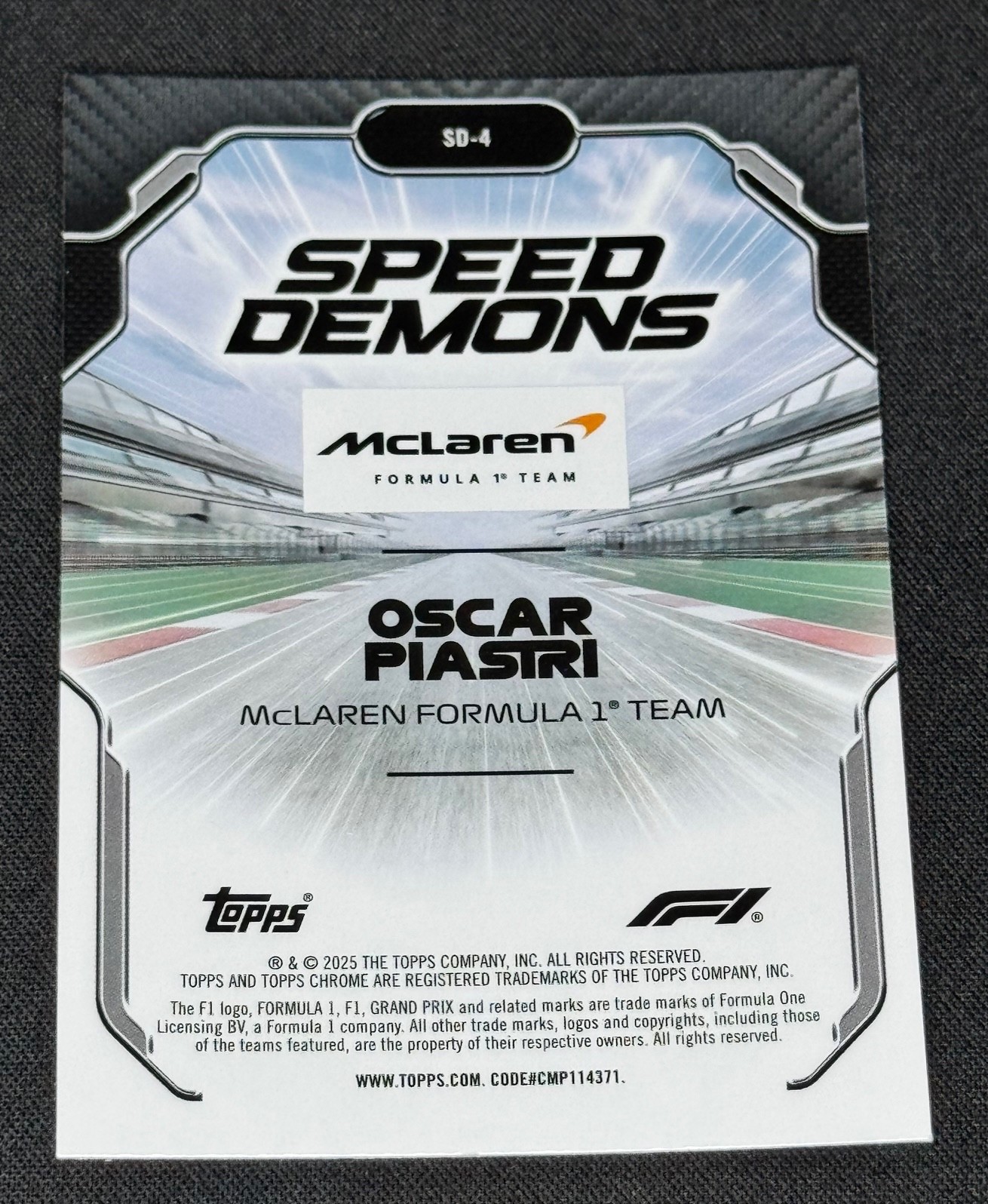 2025 Topps Chrome Formula 1 Oscar Piastri #SD-4 Speed Demons Refractor 🔥