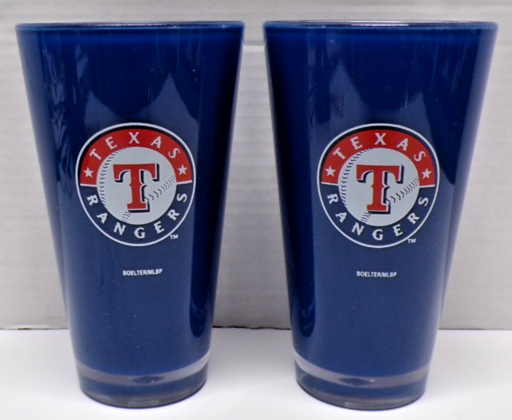 2 Pack 2002 MLB Ranger Insulated 20 Oz. Plastic Pint Cups