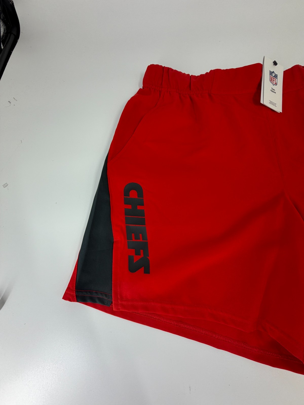 Nike Kansas City Chiefs Mens Red Black Dri Fit Victory Shorts 7″ Size L NWT