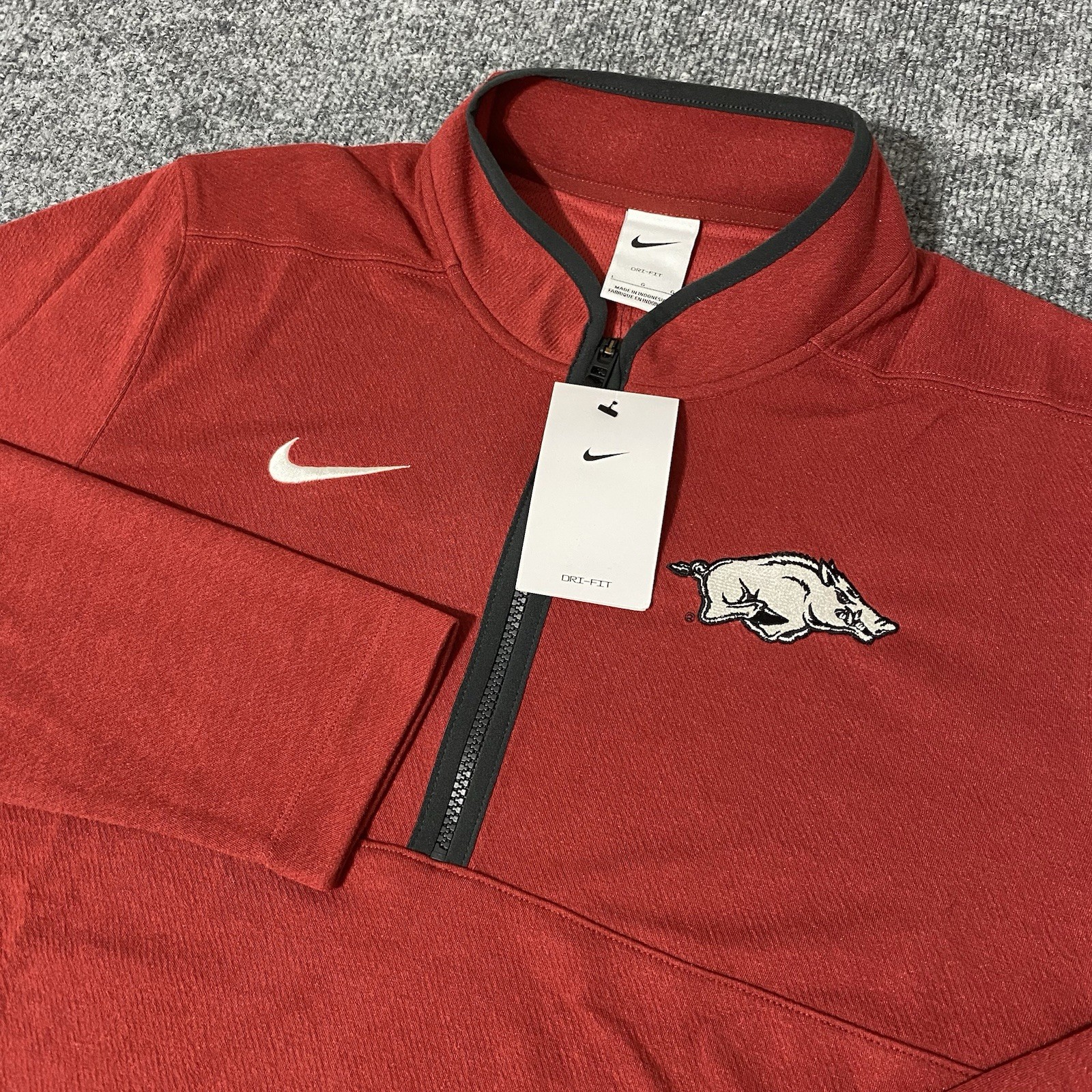 Nike Arkansas Razorbacks Mens Large 1/4 Zip Victory Dri-Fit Pullover NWT