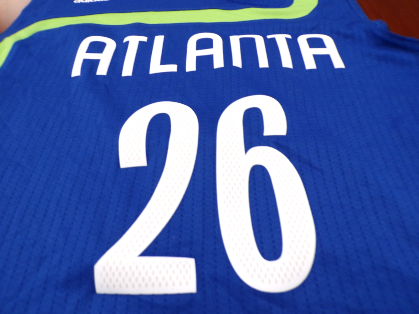 ADIDAS NBA ATLANTA HAWKS KYLE KORVER LATIN NIGHTS BLUE SWINGMAN JERSEY SIZE M