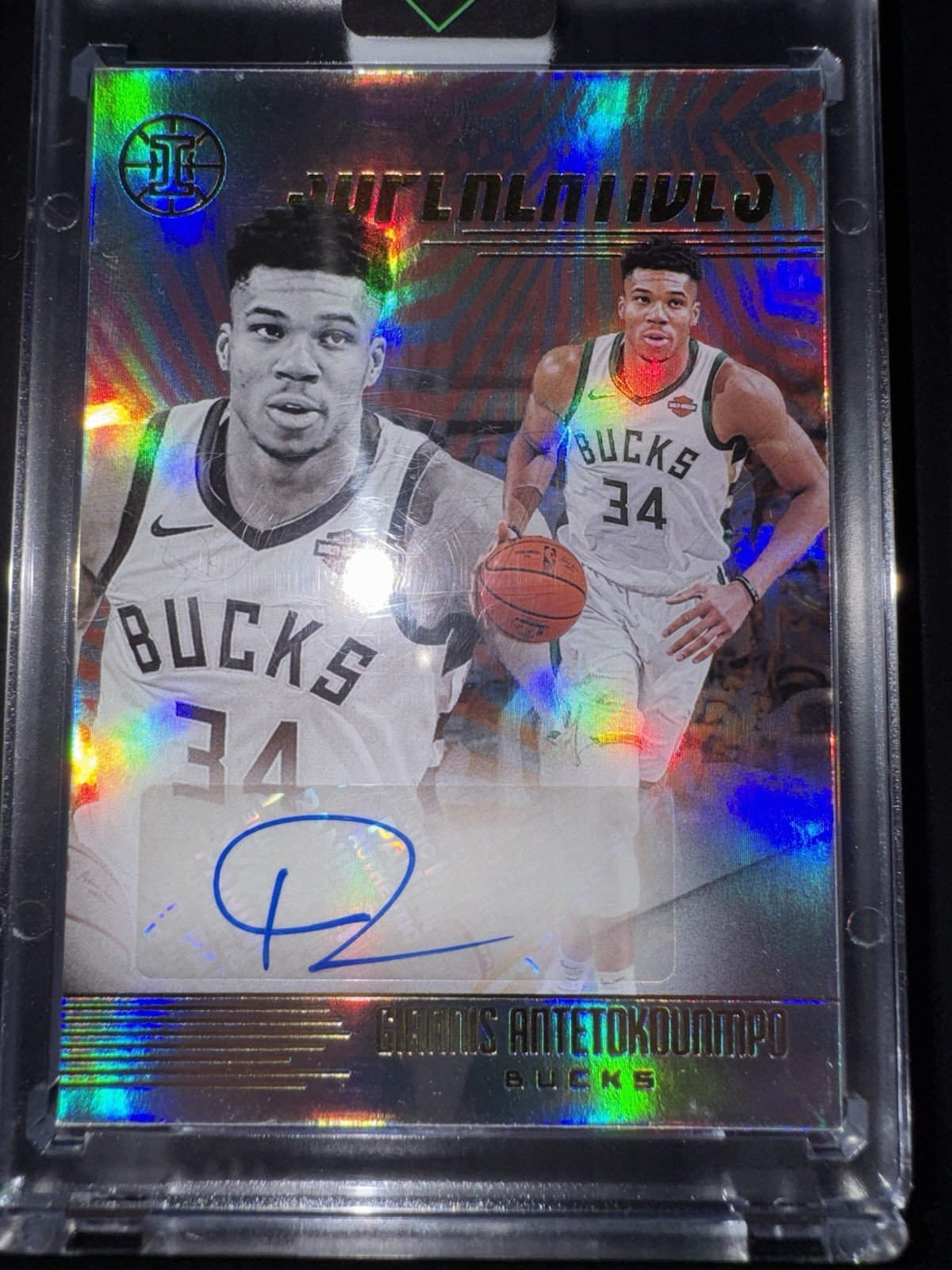 2019-20 Panini Illusions Giannis Antetokounmpo Superlatives Auto SS-GAN Bucks