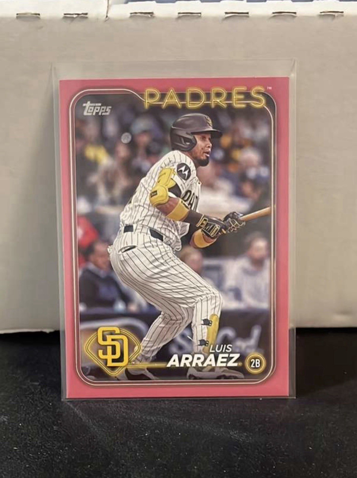 2024 Topps Update Luis Arraez Mothers Day Hot Pink /50 Padres