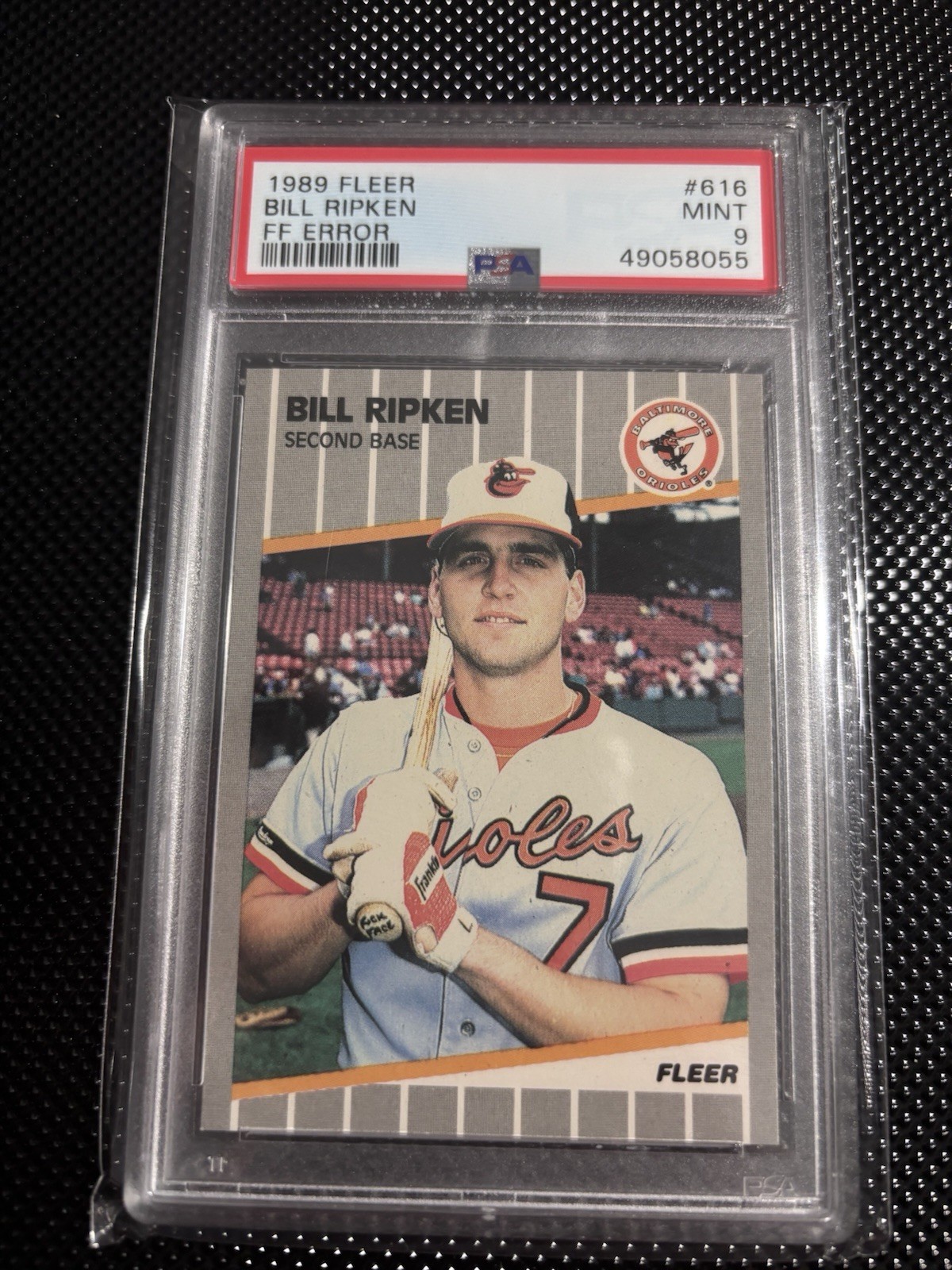 Fleer 1989 Bill Ripken #616 FF on Bat Knob Error PSA 9 Baseball Card