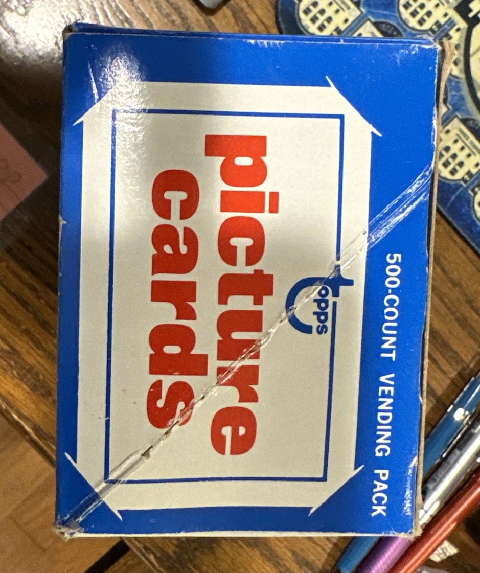 1987 Topps Baseball Vending Box 500 Cards, Never opened, Untouched