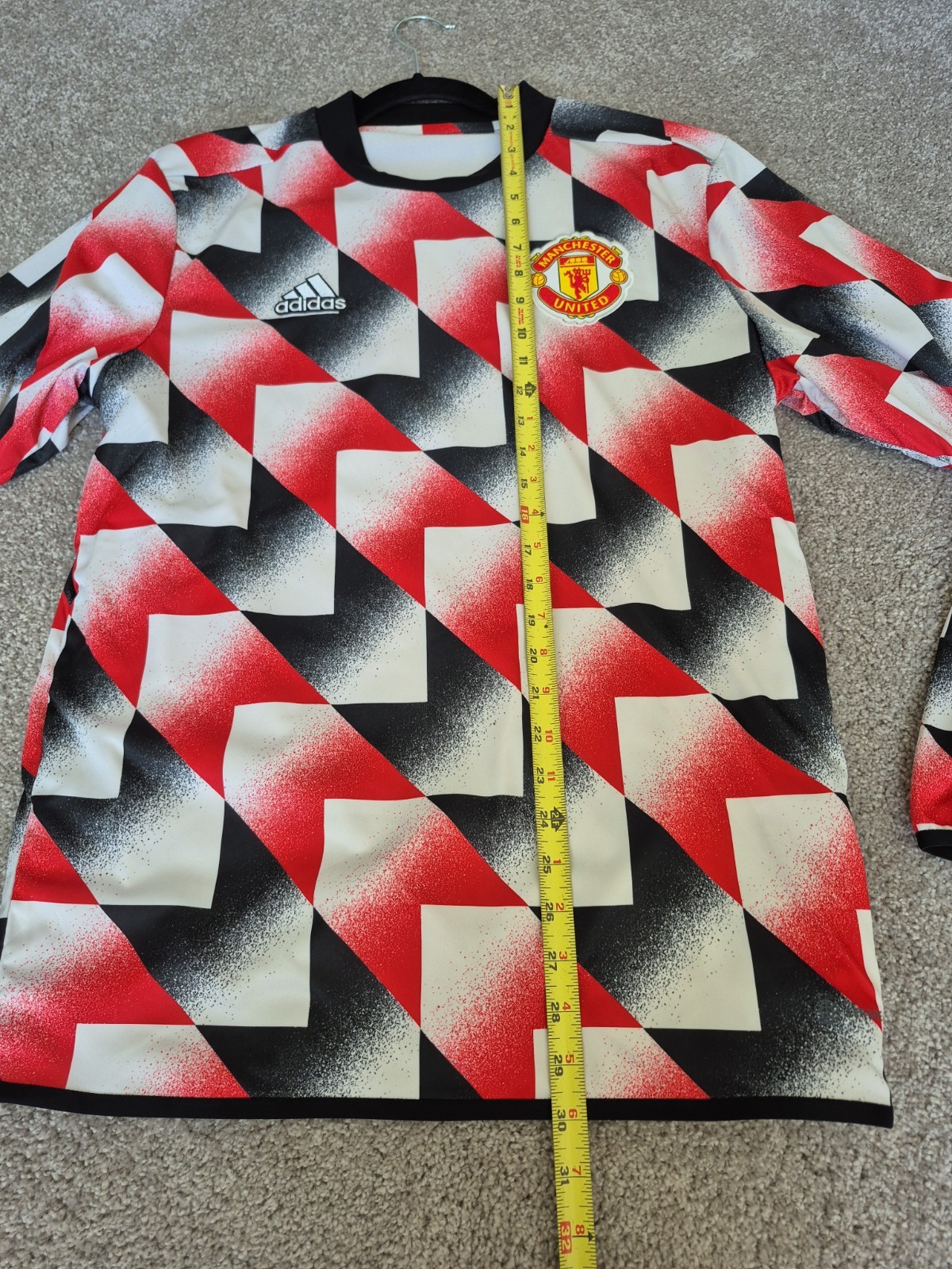 Adidas MANCHESTER UNITED 2022-2023 Pre Match Shirt Long Sleeve Medium (H56683)