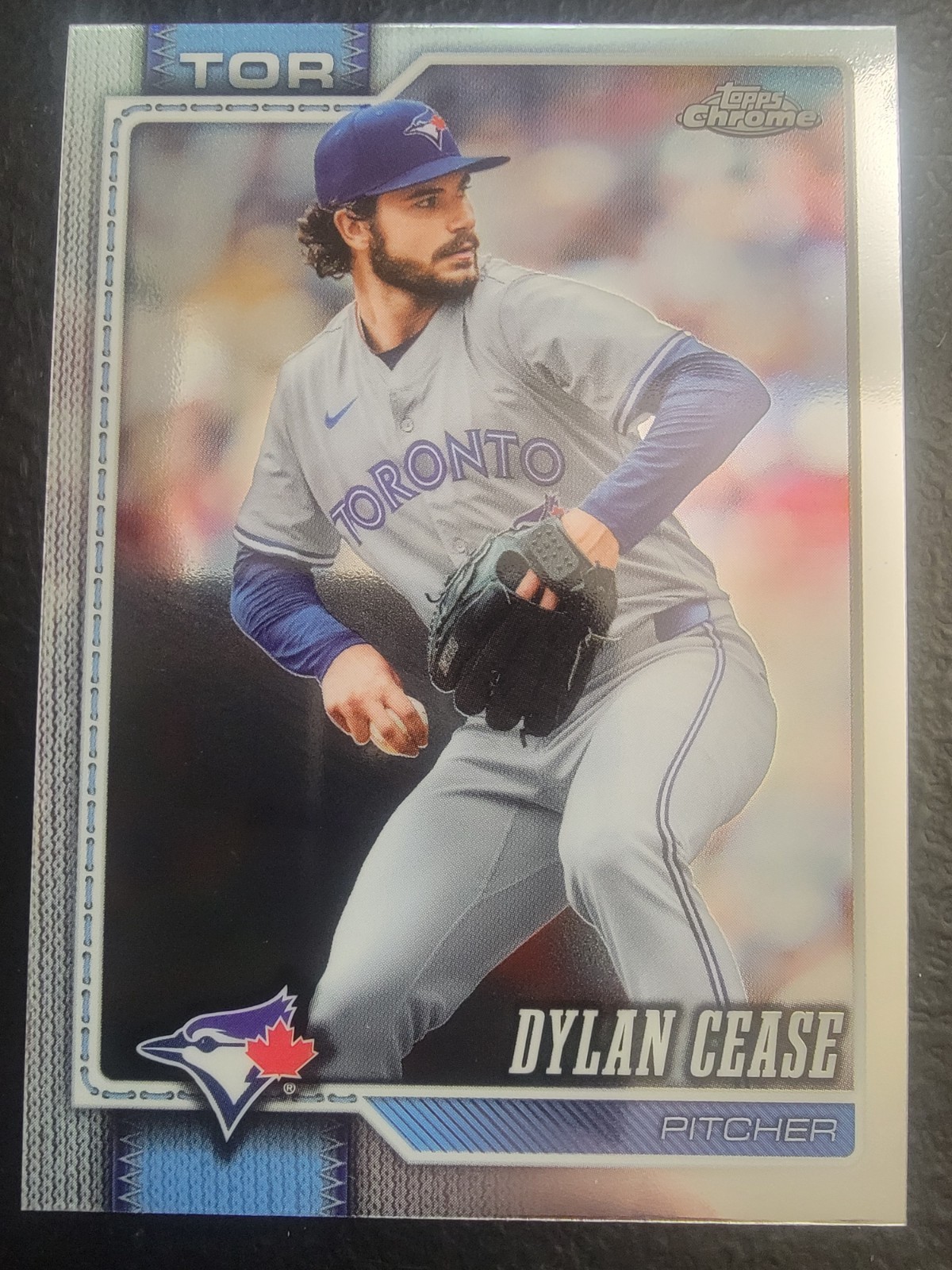 2026 Topps Chrome Baseball Dylan Cease #208 Base Card