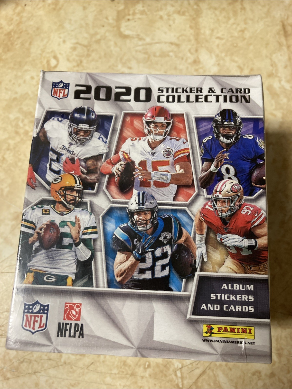2020 BOX NFL Stickers & Cards Collections – 50 Sealed Packs ITALY Edition J Love