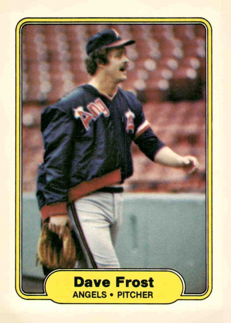 1982 Fleer #460b Dave Frost : 1 mm space before ERA
