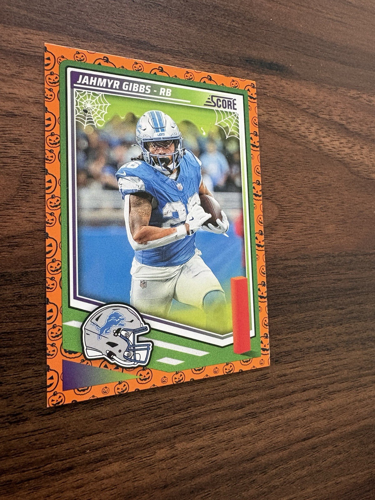 2025 Score-A-Treat #33 Jahmyr Gibbs Orange Pumpkins NM