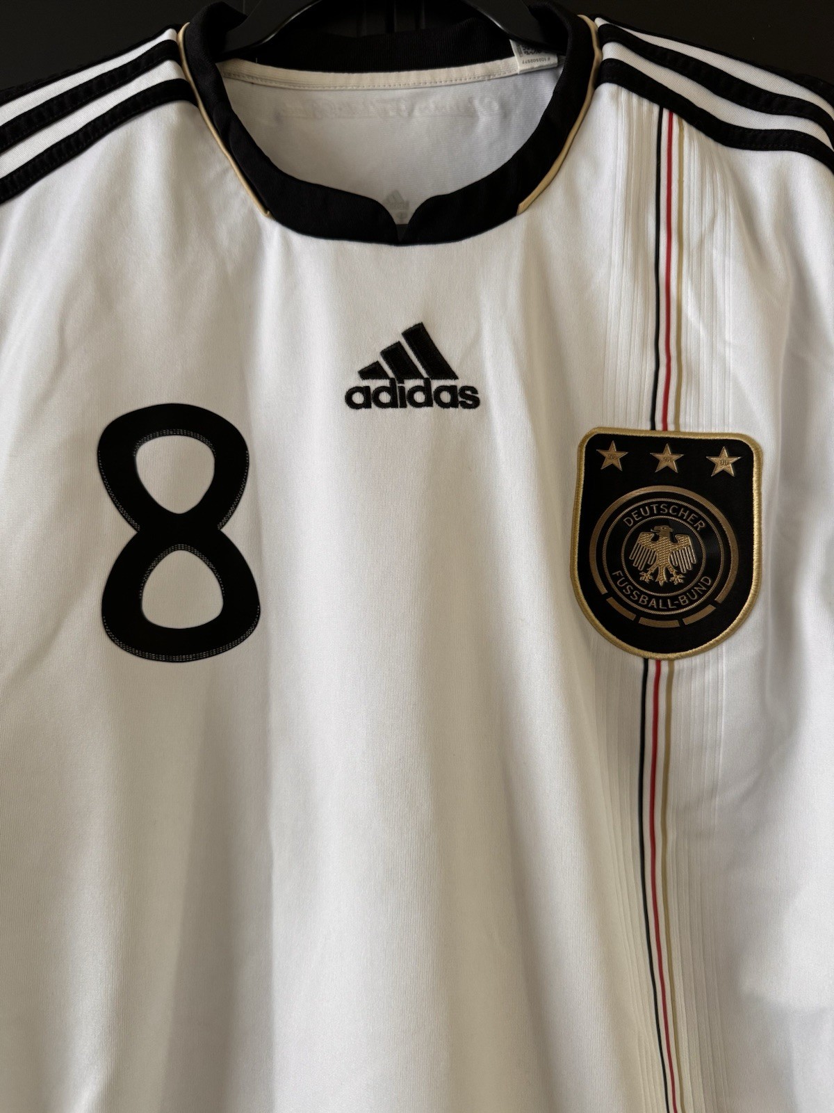 Germany 2010-11 Home ÖZIL- P41477 – (M) – WORLD CUP