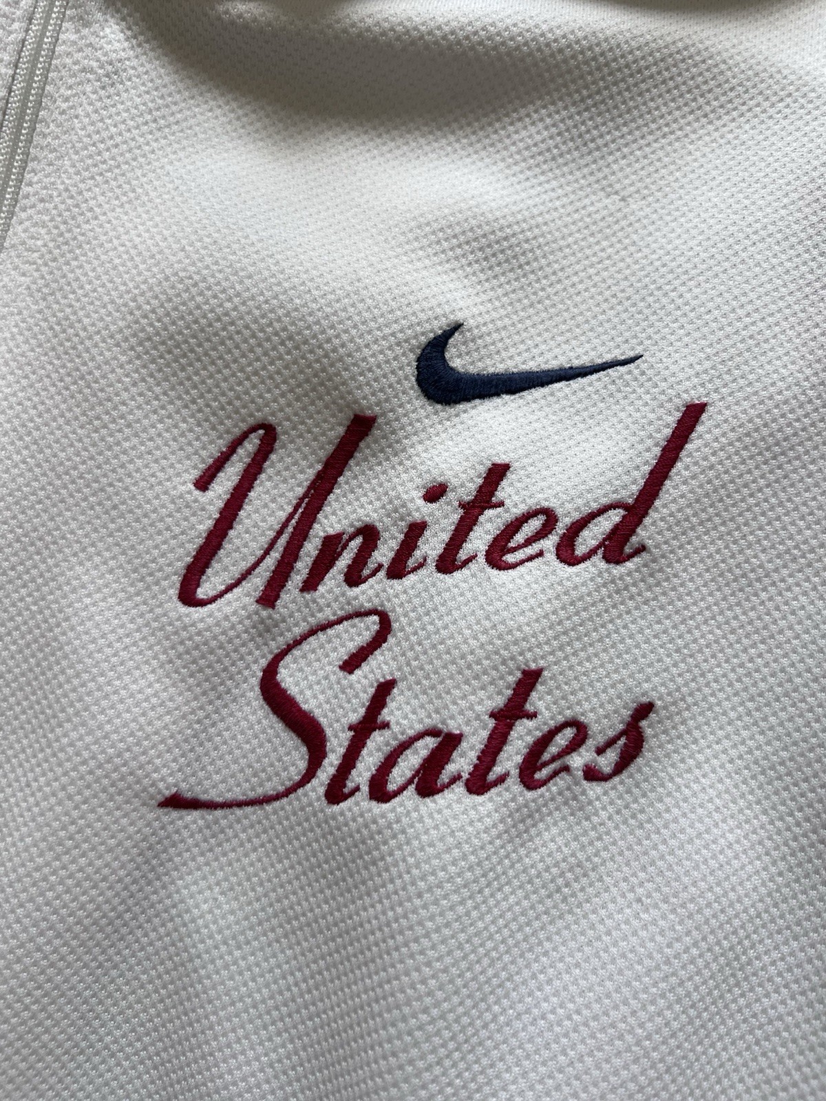 Sz XL – Nike Olympic Team USA 90s Embroidered United States Flag Sweatshirt Men