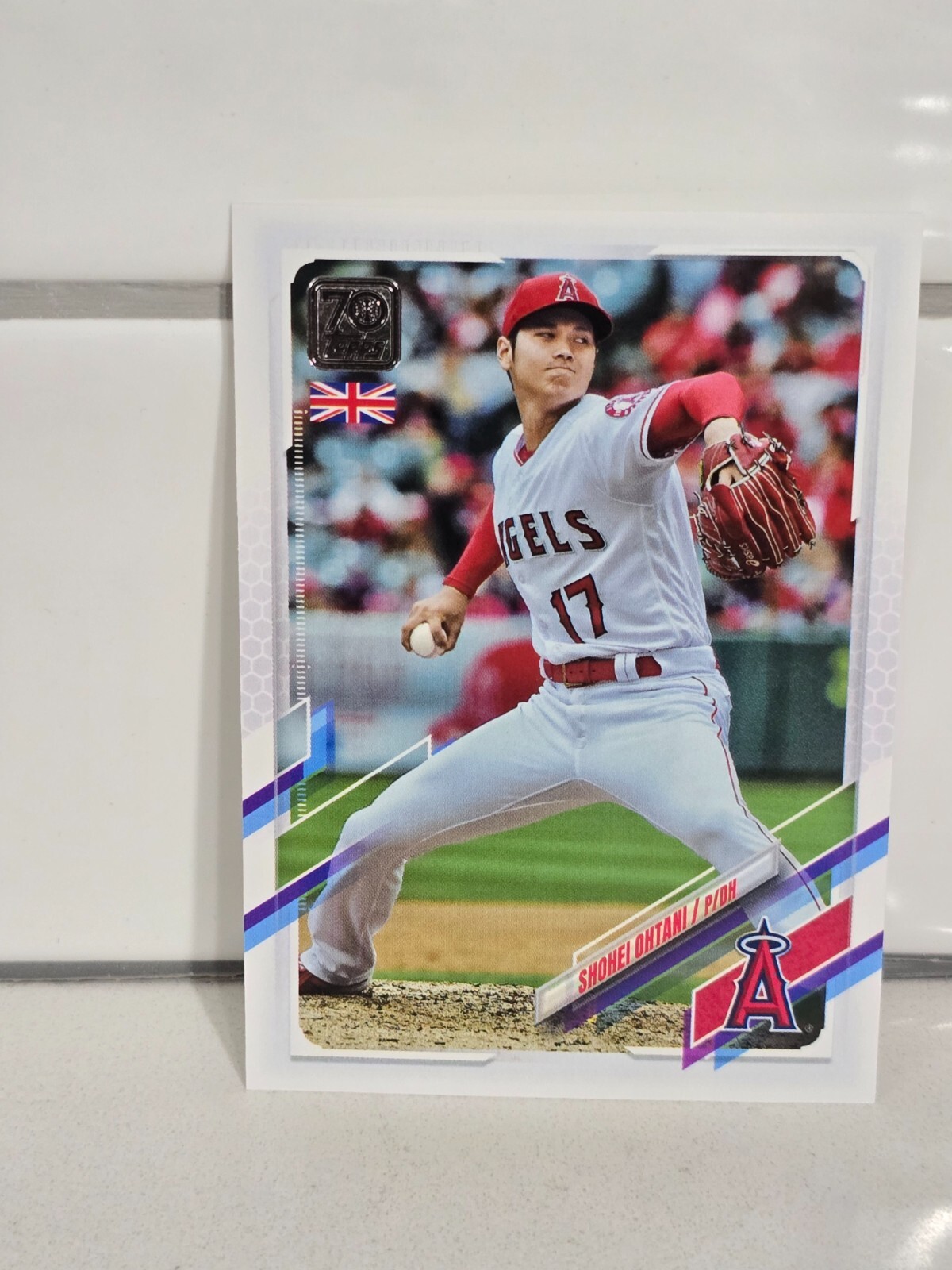 2021 Topps UK Edition #1-220 Plus Serialized Parallels You Pick!