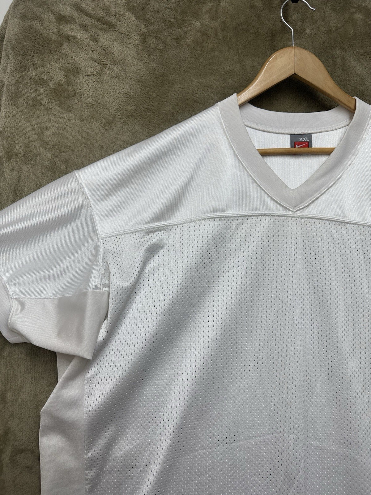 Solid White Any Team Blank Custom Jersey Mens XXL 2XL Nike Engineered practice