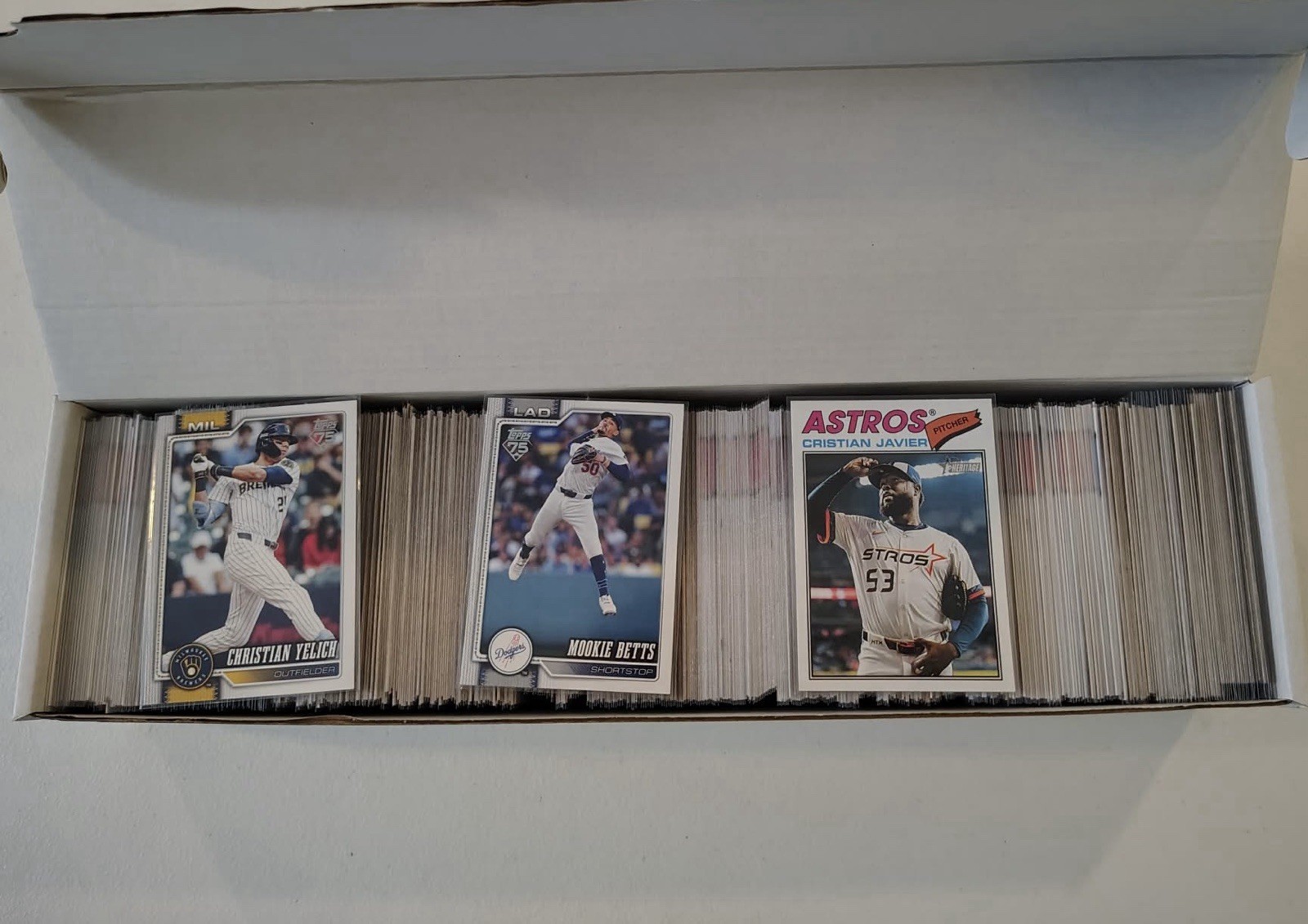 Misc baseball cards, all in penny sleeves. Years vary. Commons and base cards.