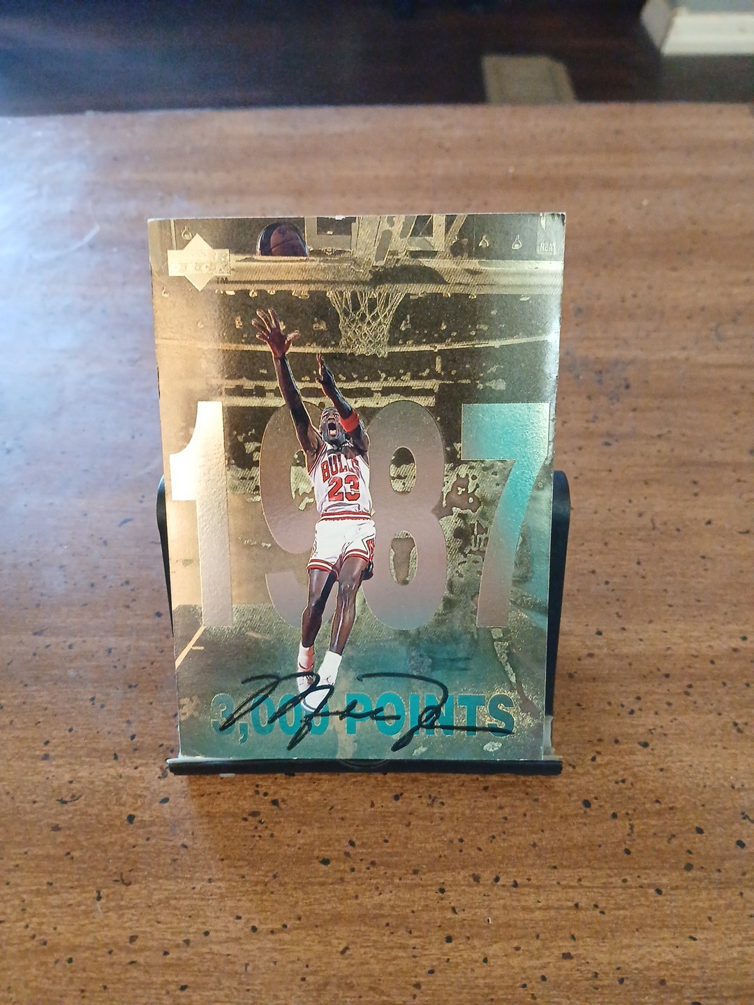 1987-1988 Upper Deck Michael Jordan Jumbo Card #3of12 3 1/2 by 5 Inches Bulls.
