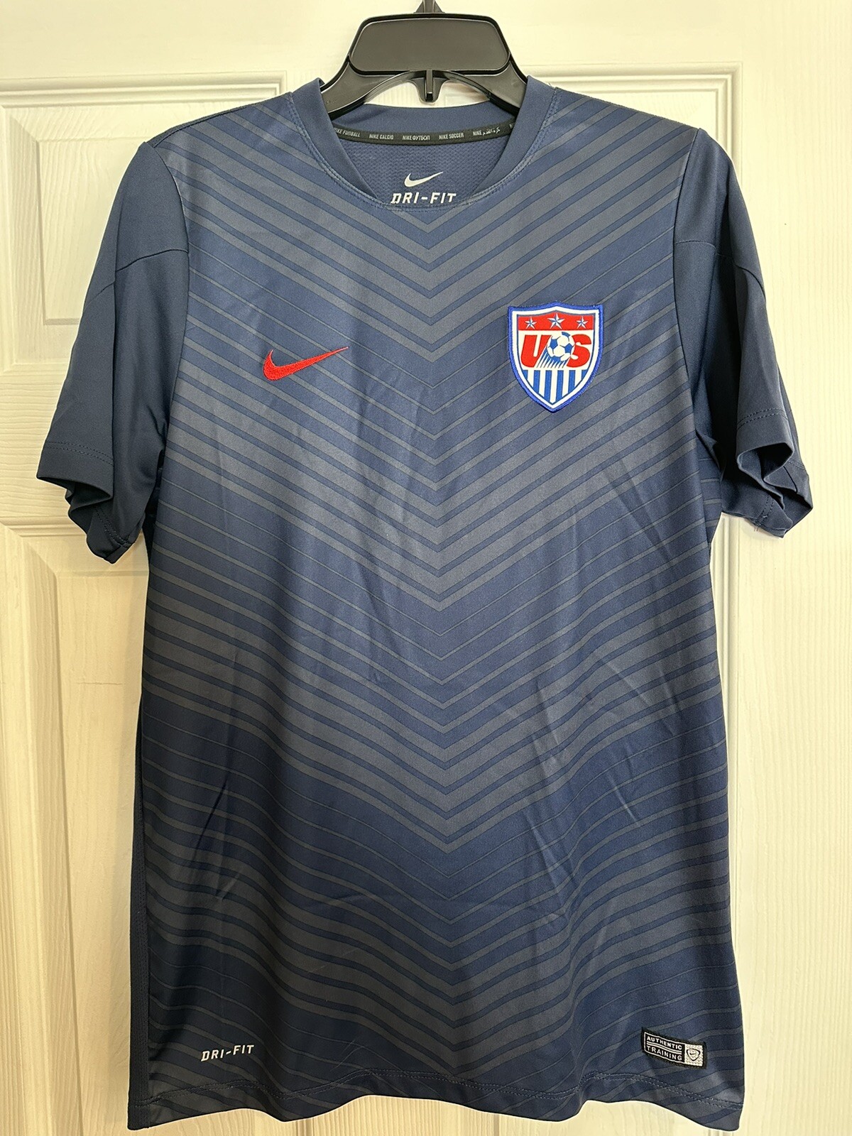 USA Nike dry fit training kit