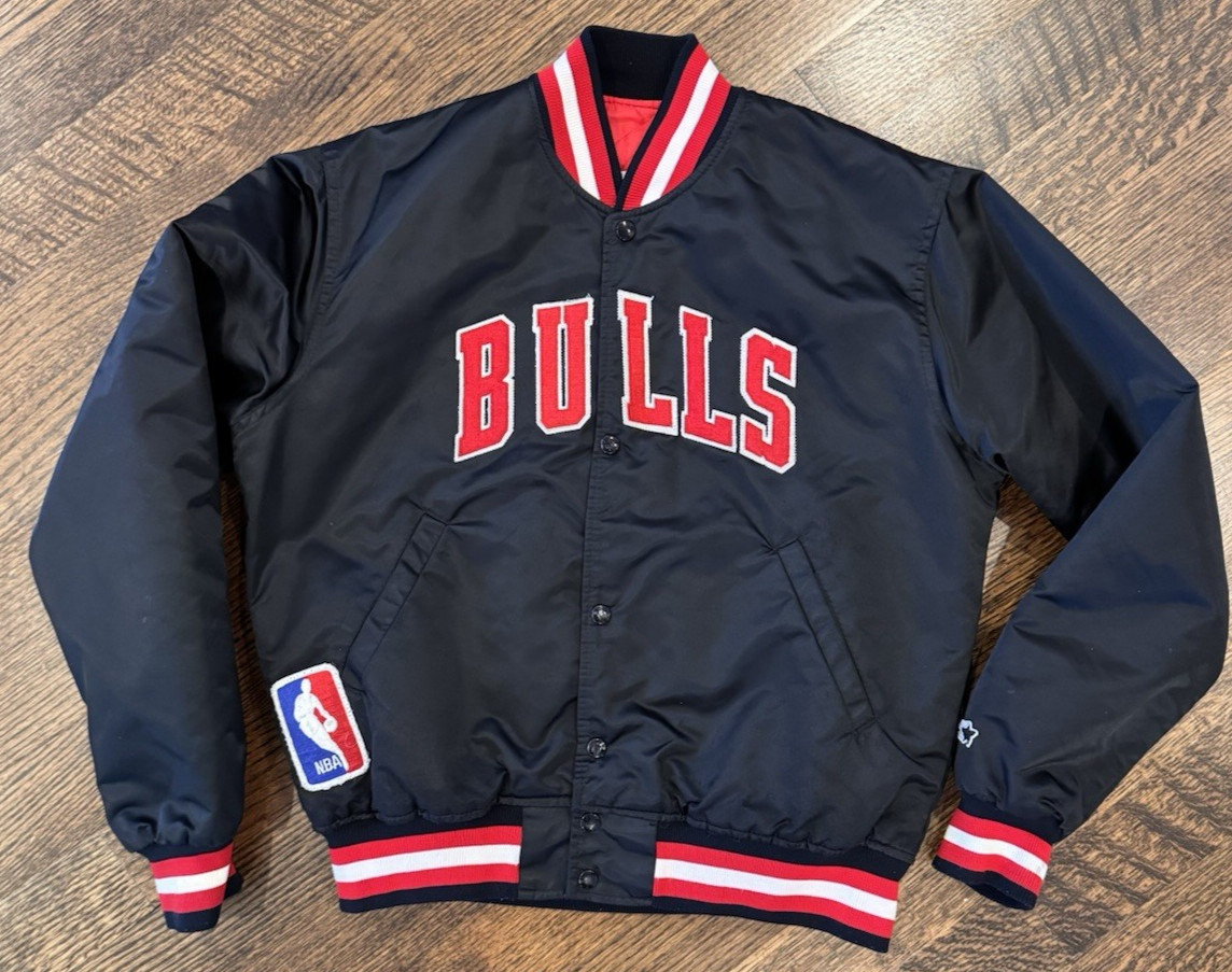 Vintage Starter Black Satin Chicago Bulls Jacket M Medium 80s 90s Jordan Era