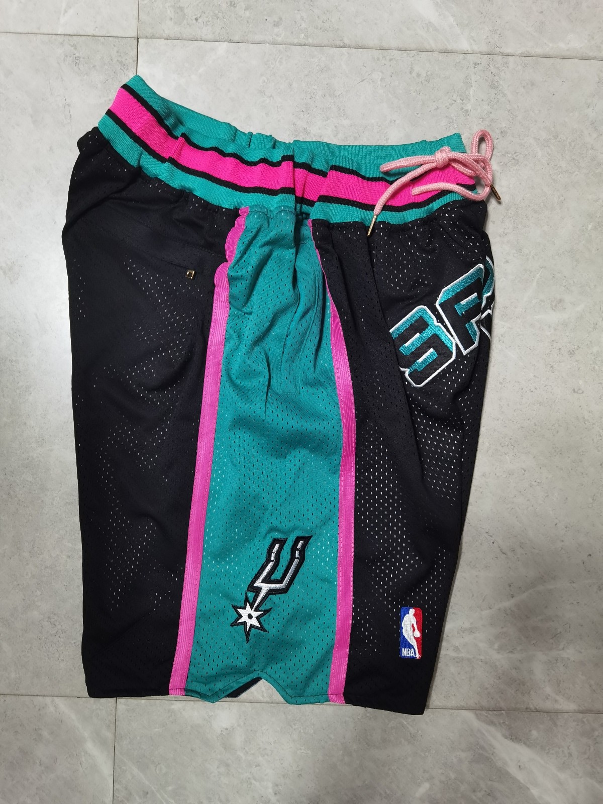 New San Antonio Spurs Retro Men Black Pockets stitched Shorts Size US