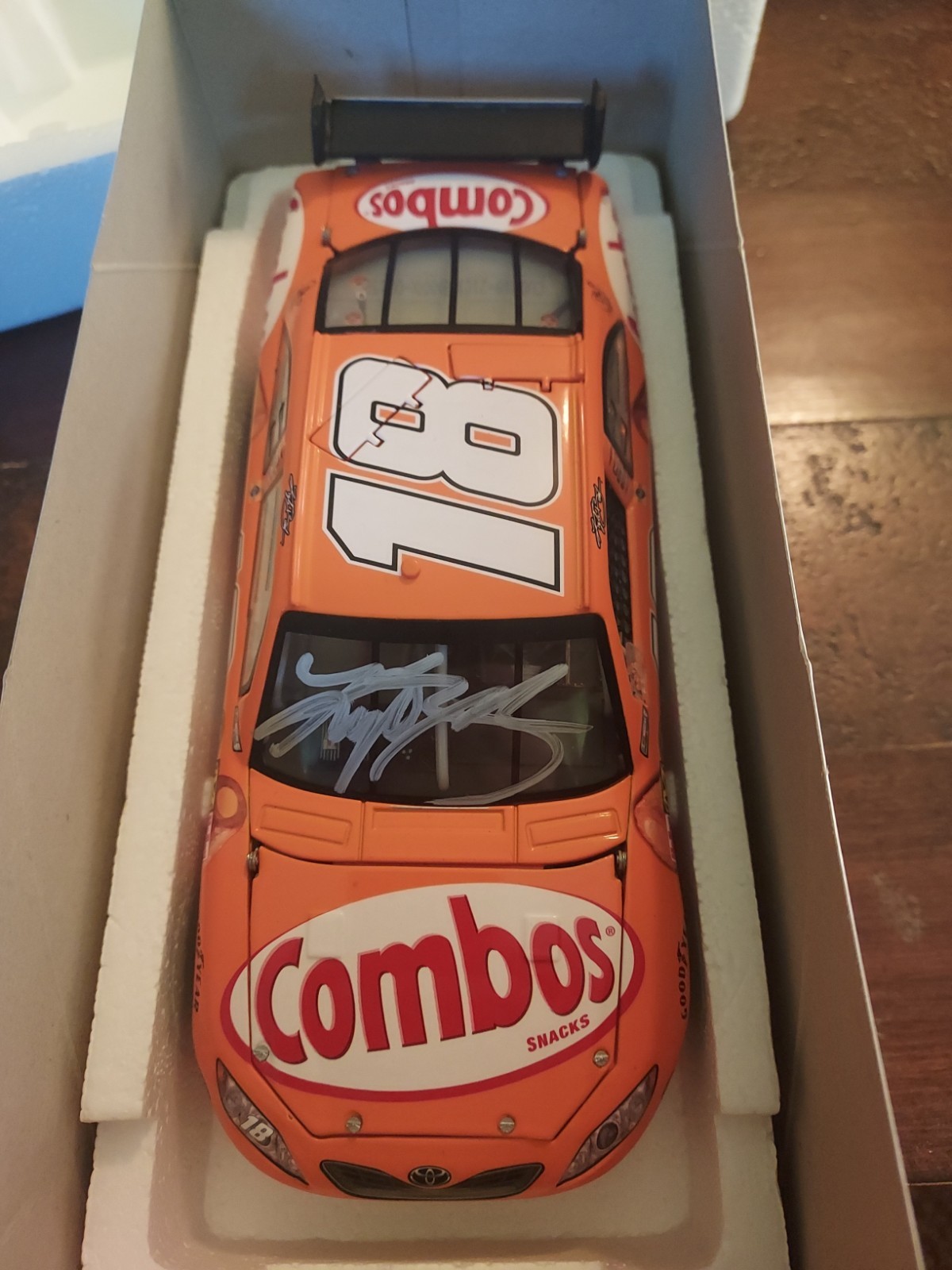 2008 Kyle Busch Authographed #18 Combos 1/24 Car 1 of 1416