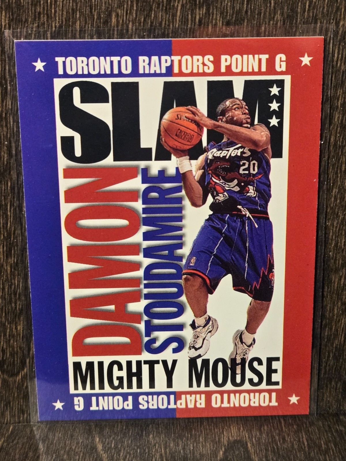 1996-97 NBA Hoops SLAM Magazine Cover Card Damon Stoudamire #327 C