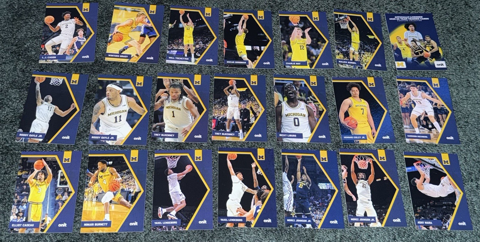 BASE Set (21) + Variations 2025-26 ONIT Michigan Men’s Basketball w/Yaxel